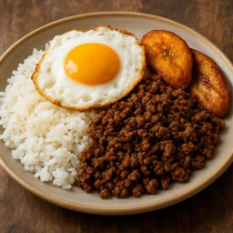 Entree: Philippines – Arroz a la Cubana (Philippine-style) (Cuban-style rice (Philippine version: ground beef with fried egg and plantain)) recipe
